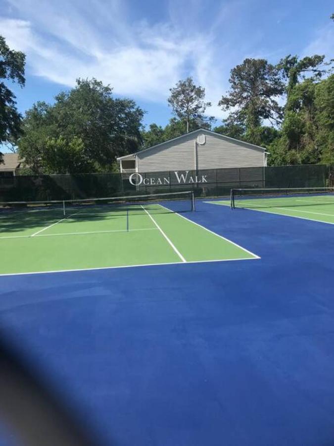W2 Ocean Walk Resort Upstairs 2 Bed King And Two Twins Next To Back Pool St. Simons Island Eksteriør billede